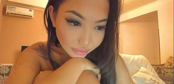  Asian Girls Are The Hottest!